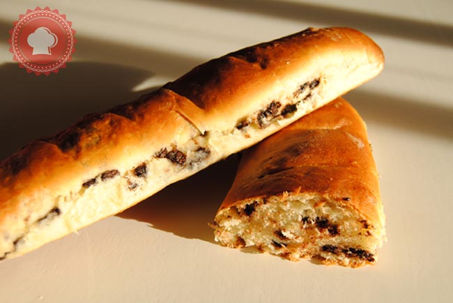 recette en images de baguettes viennoises aux pépites de chocolat