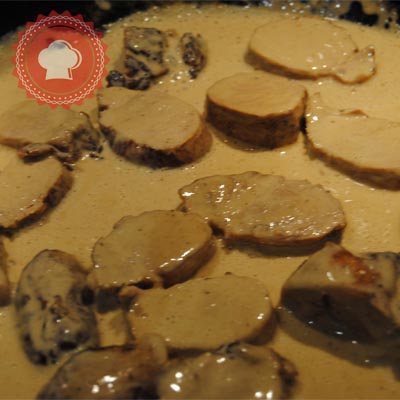 recette en images de filet mignon en sauce aux gousses d’ail