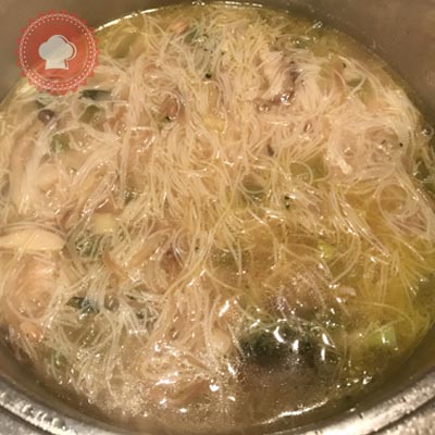 recette en images bouillon thaï et vermicelles