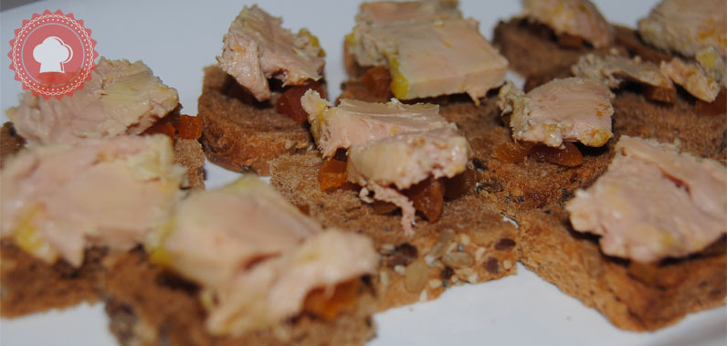 recette de toasts au foie gras et abricots secs